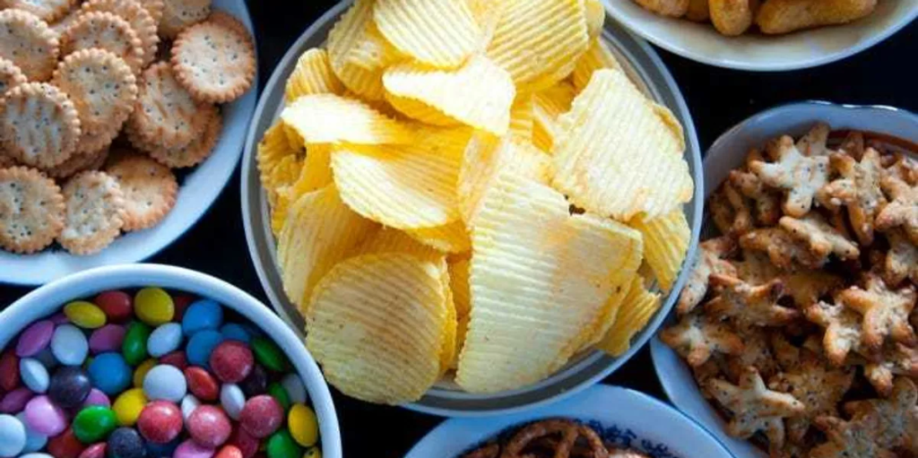 Best Foods to Try in 2026 featuring trending Indian dishes, healthy meals, nutritious snacks, seasonal foods, and global food ideas.